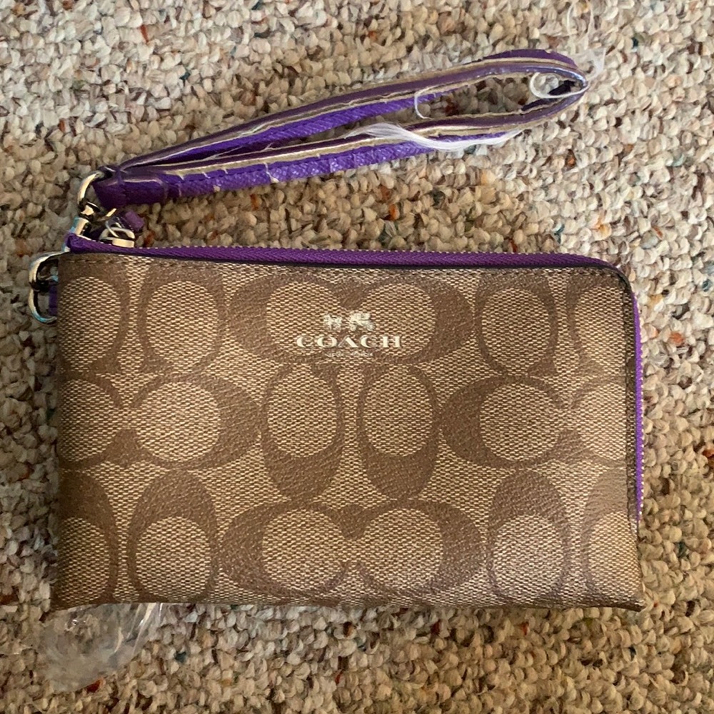 coach wallet/wristlet